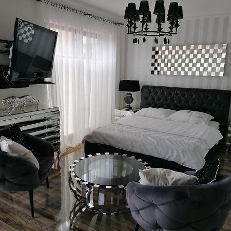 Apartamenty De Soleil أوستكا المظهر الخارجي الصورة