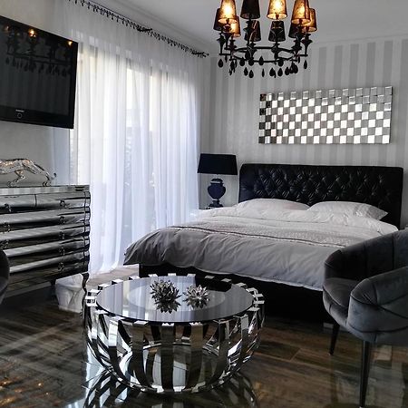 Apartamenty De Soleil أوستكا المظهر الخارجي الصورة