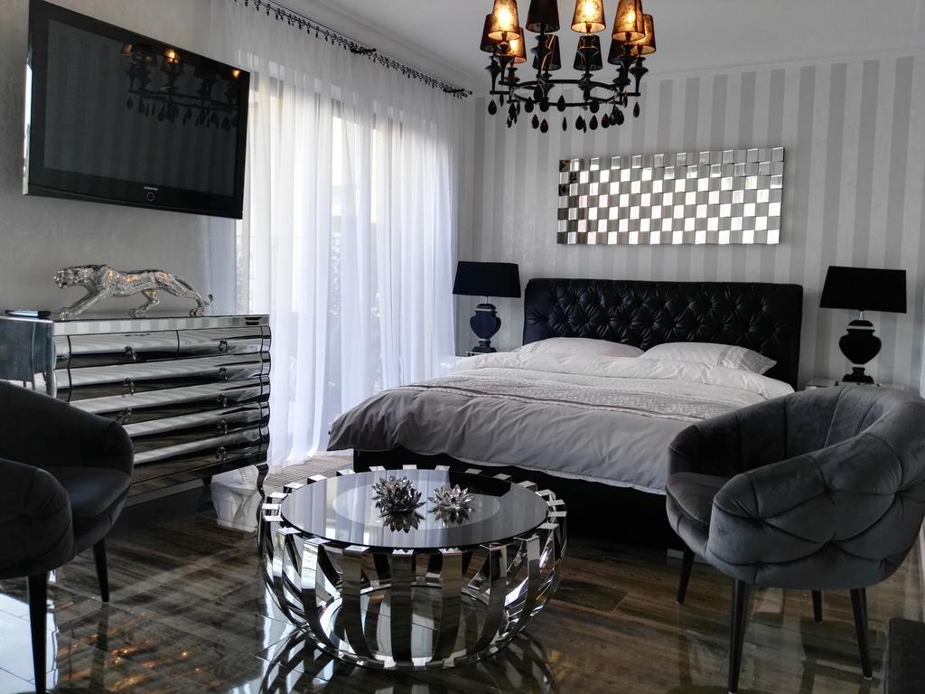 Apartamenty De Soleil أوستكا المظهر الخارجي الصورة